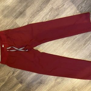 S Figs Livingston scrub pants burgundy